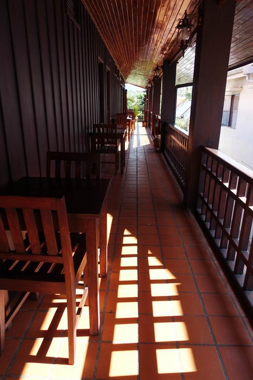 拉塔纳邦别墅旅馆 琅勃拉邦 外观 照片